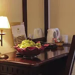 Ξενοδοχείο Royal Class 4*