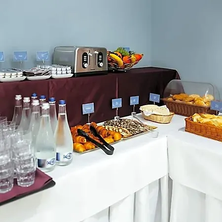 Royal Class Hotel 4*