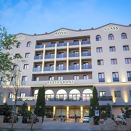 Royal Class Hotel 4*