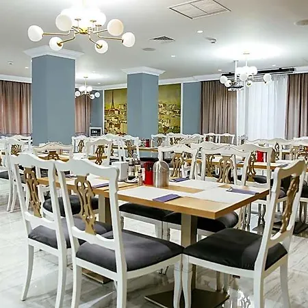 Hotel Royal Class 4*