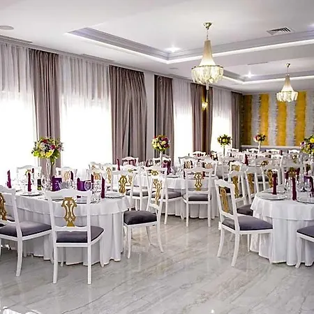 Royal Class