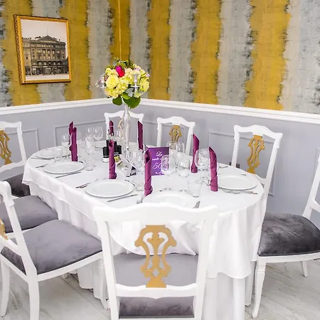 Отель Royal Class 4*