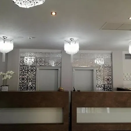 Royal Class Ξενοδοχείο 4*