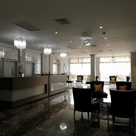 Royal Class Ξενοδοχείο 4*