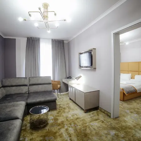 Royal Class Hotel 4*