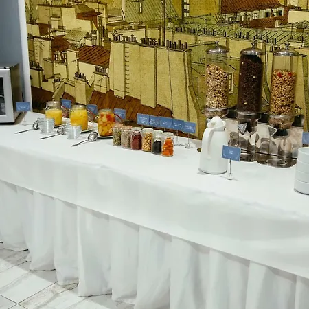 Royal Class Ξενοδοχείο Κλουζ-Ναπόκα