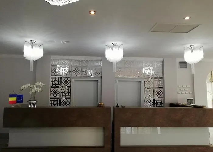 Royal Class Hotel 4*